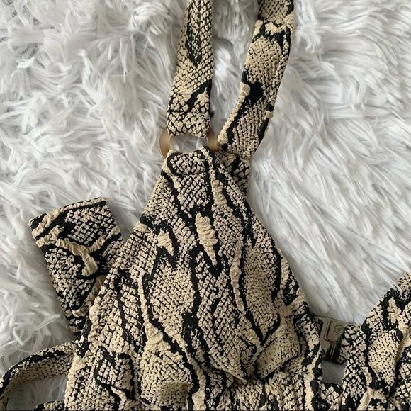 Cupshe NWT Bikini Swimsuit Low Waist V Neck Textured Snakeskin Two Piece - Picture 12 of 15